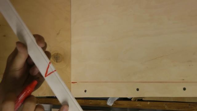 Натяжной потолок на мансарде используя ПВХ профиль