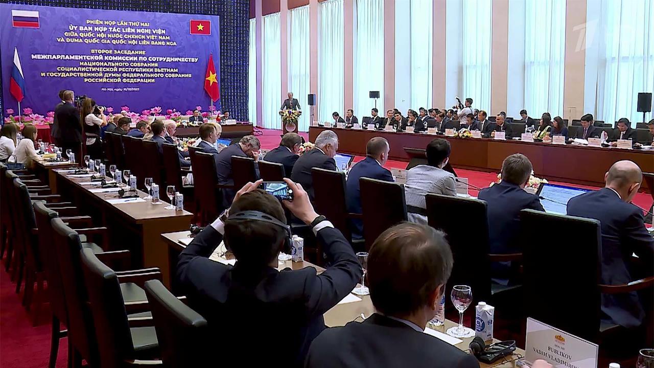 Заседание межпарламентской комиссии по сотрудничеству Госдумы и Национального собрания Вьетнама