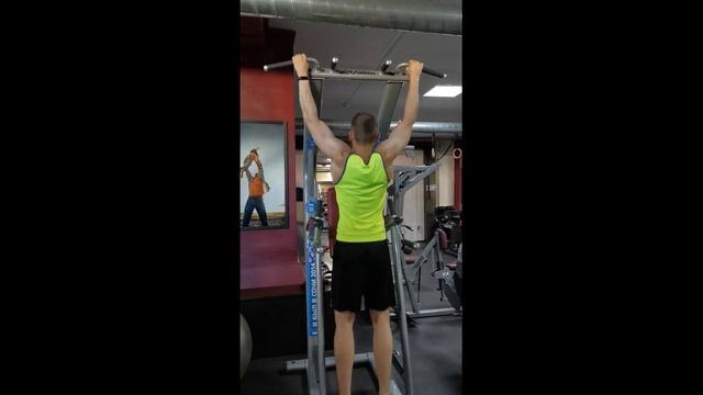 Подтягивания средним хватом смотреть онлайн