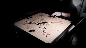 Игра Carrom в Old Rabbit