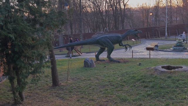 🦖🦕 1Ч. ПОДГЛЯДЫВАЮ за ДИНОЗАВРАМИ. День 🌞 Dinosaurs. смотреть онлайн