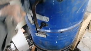 КОПТИЛЬНЯ ИЗ БОЧКИ,своими руками, КОПТИМ ГРУДИНКУ И ОКОРОЧКА,