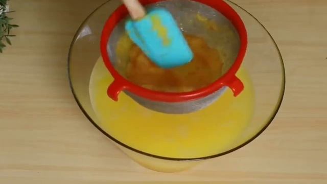 2литра освежающего сока с 1 апельсином и лимоном, сок, отличного цвета вкуса, который утоляет жажду