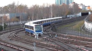 депо метро поезд нева