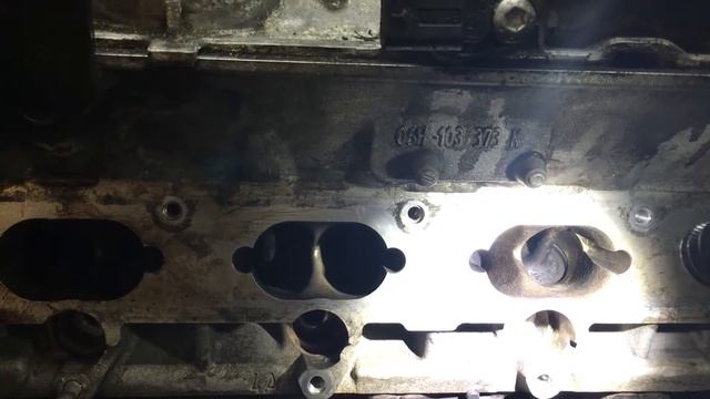 VW A5: Tiguan 2.0LT Intake valve cleaning (removing all carbon) смотреть онлайн