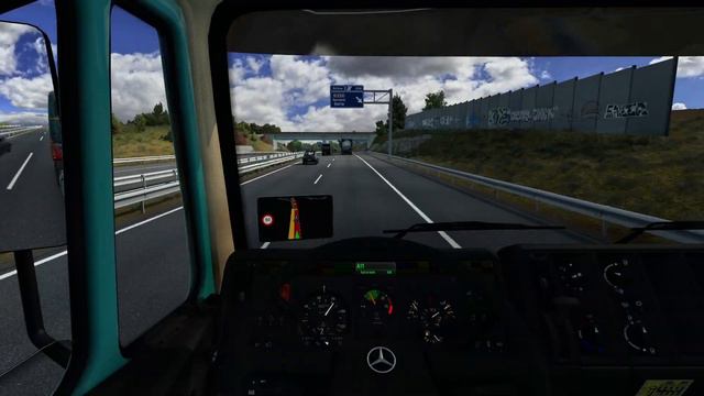 euro truck Simulator 2 v 1.45 Mercedes Benz SK смотреть онлайн