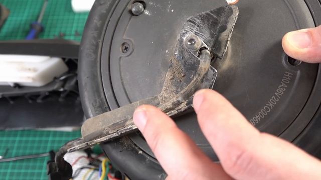 Halten Flash- электросамокат со стойким характером. смотреть онлайн