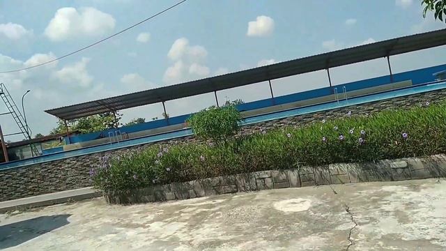 Waterboom in Indonesia is located in Central Java смотреть онлайн