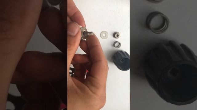 Обслуживание вентиля баллона для Дайвинга: причины неисправности смотреть онлайн