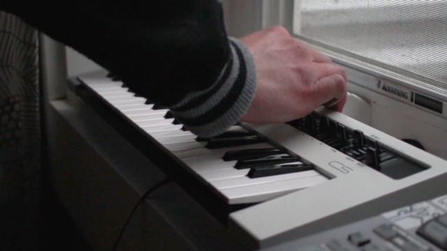 yamaha reface loop session | lofi synth composition смотреть онлайн