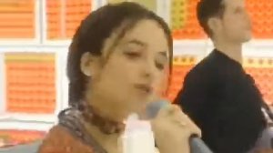 На русском песня французская Алиса