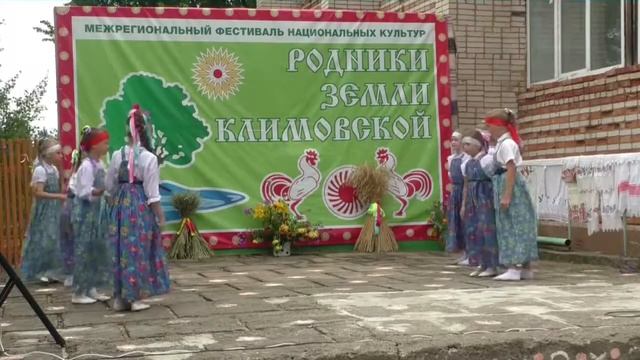 Танцует "Забава", г.Олонец, Республика Карелия