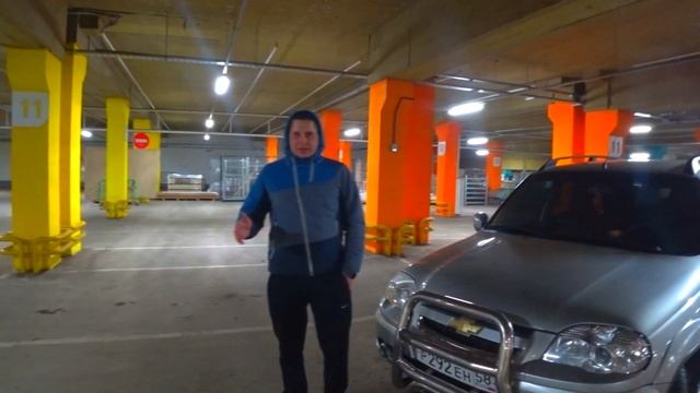 Реальный отзыв на Chevy Niva 2015 | Почему молодой пацан взял именно эту машину ? смотреть онлайн