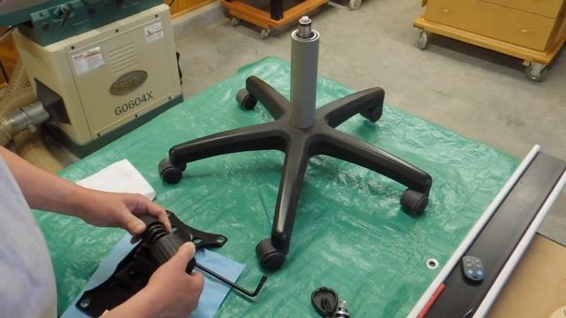 Office Chair Repairs смотреть онлайн