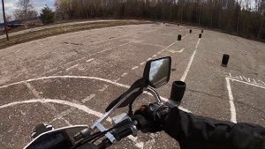 Тренировка на мотоцикле: упражнение "змейка" | Город Владимир