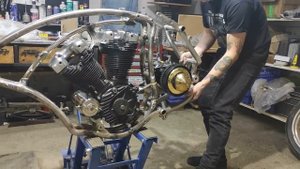 01. КАСТОМ МОТОЦИКЛ С НУЛЯ НА САМОДЕЛЬНОМ МОТОРЕ (Сборка)