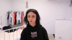 Крутые нарезки из видео Карины Карамбейби
