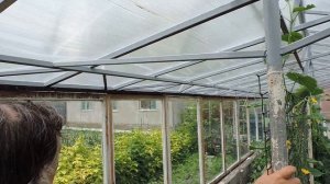 Простая конструкция каркаса теплицы