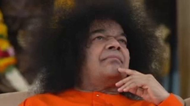 Beutiful Devine Gayatri Mantra chanting by Gayatri Maata herself| Sathya Sai devine voice chanting смотреть онлайн