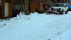 Нива с лопатой