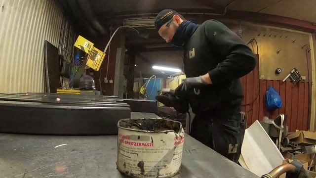 Работа кипит - Mig Сварка смотреть онлайн