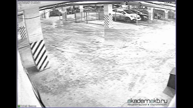 Пожар в паркинге в районе Академический смотреть онлайн