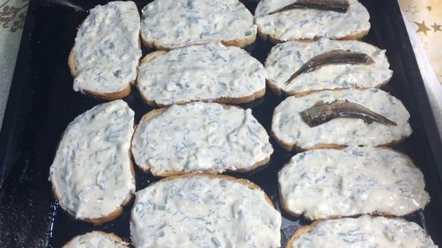 Вкусные Простые Бутерброды с Рыбой и Сыром - горячий рецепт на Раз-Два!