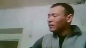 Касымхан. Поет под гитару. Привет сестренка