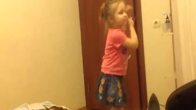 танцует сестра сына дочери подруги тети люси смотреть онлайн