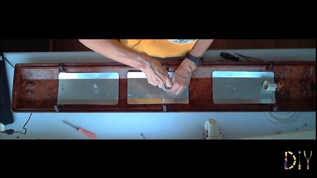 LED  VS люминесцентных ламп. Апгрейд гаражного светильника