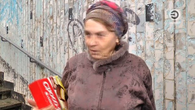 ЛЕСТНИЧНЫЕ МАРШИ ОТРЕМОНТИРОВАЛИ, ТЕПЕРЬ НЕОБХОДИМО ПРИВЕСТИ В ПОРЯДОК СТЕНЫ И УСТАНОВИТЬ НАВЕСЫ. смотреть онлайн