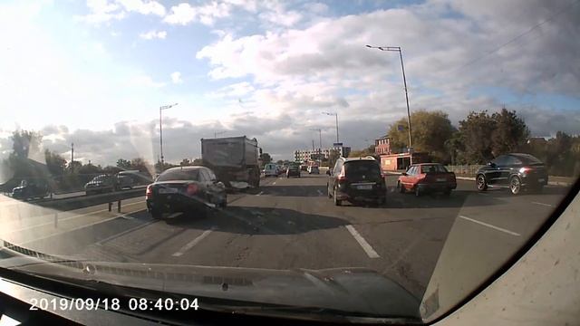 Феерический разворот 2019.09.18 Столичное шоссе Киев смотреть онлайн