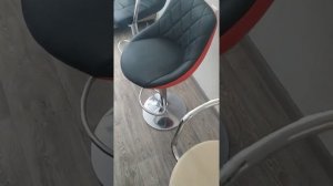 Какой барный стул удобный