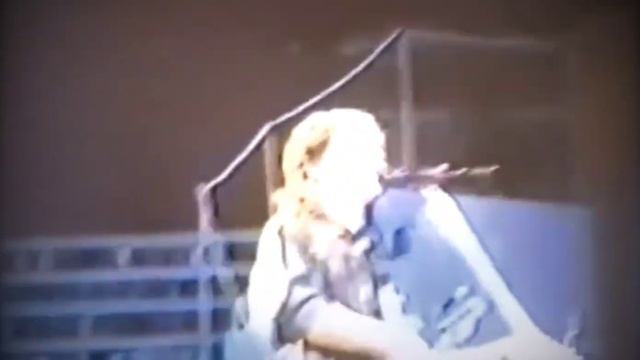 Музыка волн-Виктор Цой акустика смотреть онлайн