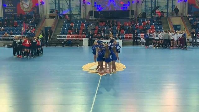 Черлидеры ЦСКА Гандбол Группа поддержки Lucky Demons Cheerleaders смотреть онлайн