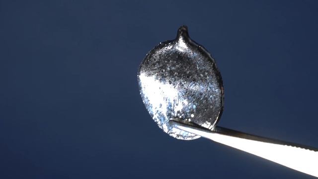 Серебро - САМЫЙ БЛЕСТЯЩИЙ МЕТАЛЛ НА ЗЕМЛЕ! смотреть онлайн