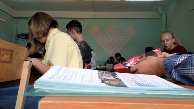 Влог с английского, обзор на оценки и на домашку смотреть онлайн