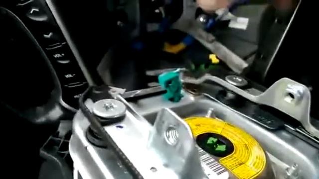 как самостоятельно снять руль на хюндай сантафе 2011 года для реставрации смотреть онлайн