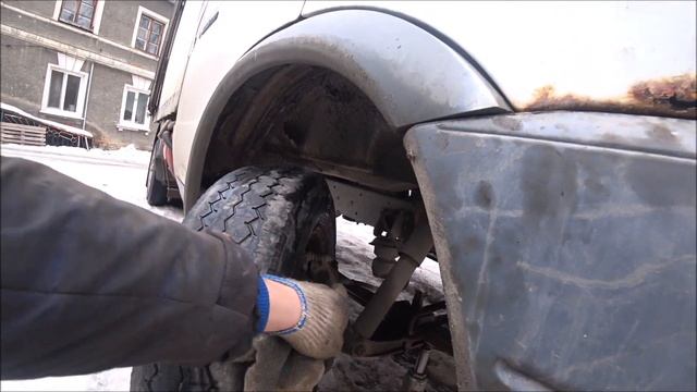 Смазка шкворней, замена резины, треснул диск смотреть онлайн