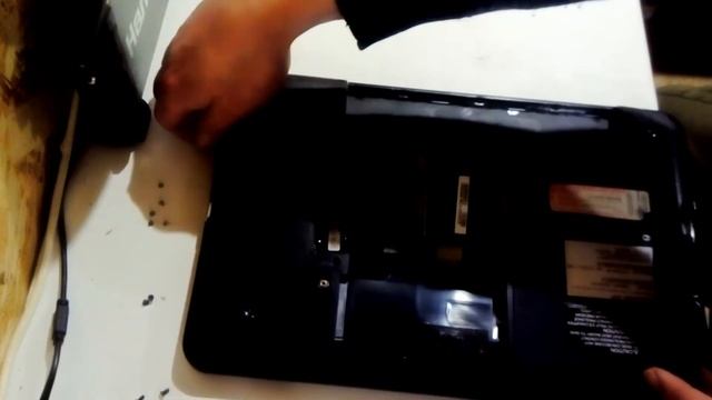Замена кулера охлаждения и термопасты в ноутбуке Toshiba m840