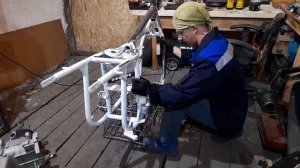 Мотоцикл Урал часть 3 - покраска рамы