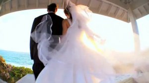 Развивающее на ветре платье (Клип)