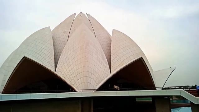 Архитектура Храма Лотоса в Дели. смотреть онлайн
