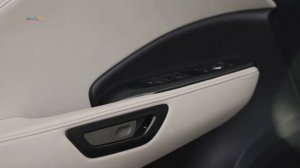 Lexus LBX 2024. Основные характеристики и цены на гибридный кроссовер