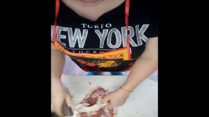 Разделывание поросенка.