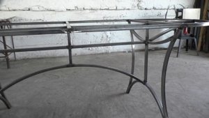 Стол овальный из профильной трубы