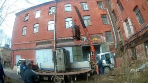 на эвакуаторе.как работает эвакуатор.перевозки.манипулятор.мой эвакуатор.невская мануфактура.трешь