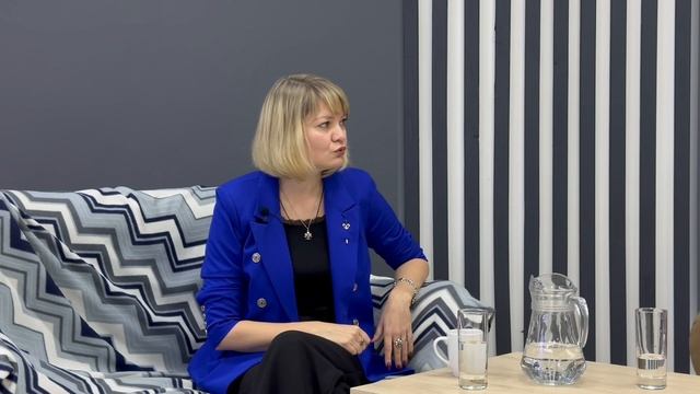 Интервью с Анной Пакки. Эксперт по работе с подсознанием, регрессолог, расстановщик, астролог.