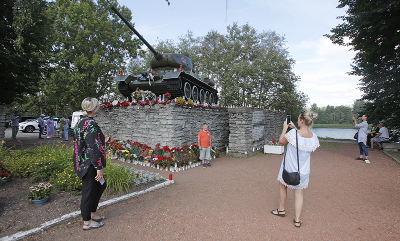 Стало известно, куда перенесут памятник Т-34 в Эстонии / События на ТВЦ