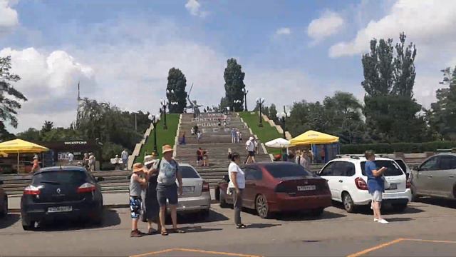 едем в Дубай. волгоград смотреть онлайн